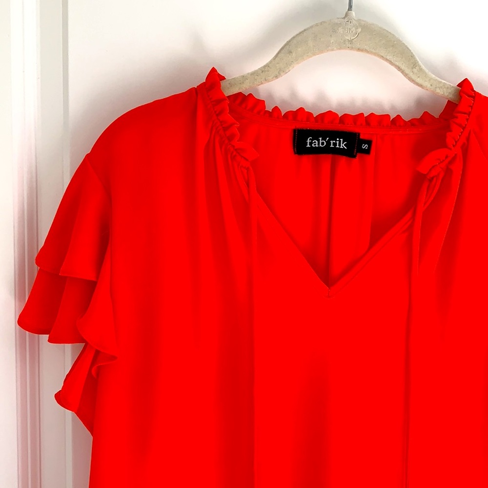 Gorgeous orange blouse